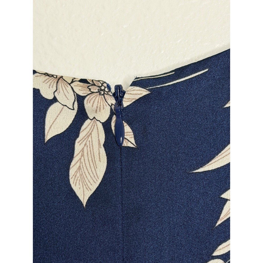Vince Camuto Midi Dress Sz M Navy Blue Floral Long Sleeve A-Line Career Office - Picture 5 of 9